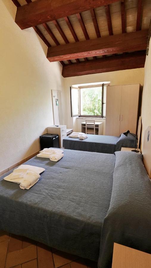 Borgo De' Varano By Hotel I Duchi カメリーノ エクステリア 写真