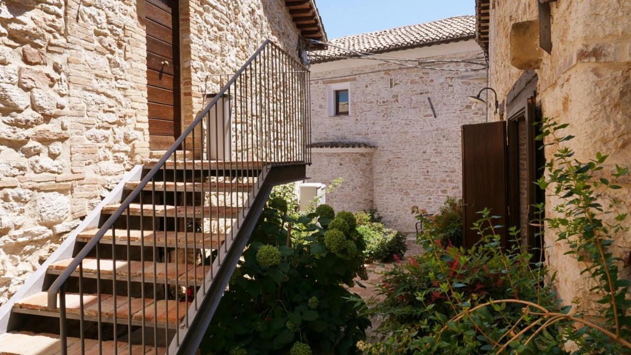 Borgo De' Varano By Hotel I Duchi カメリーノ エクステリア 写真